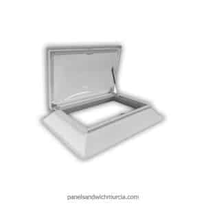 Claraboya apertura telescópica para acceso a cubierta